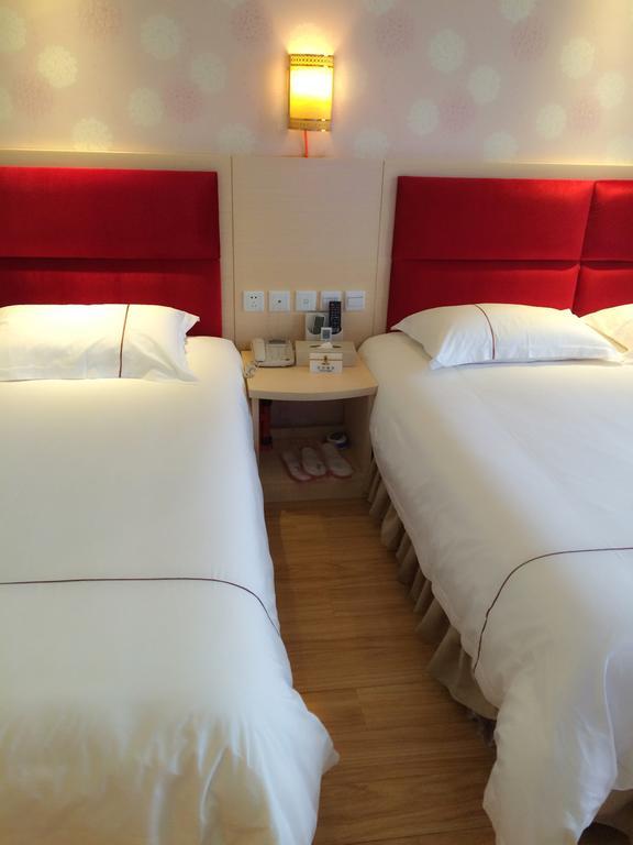 Super 8 Hotel Chengdu Airport Branch חדר תמונה