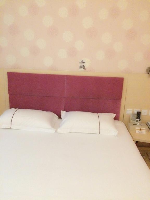 Super 8 Hotel Chengdu Airport Branch חדר תמונה