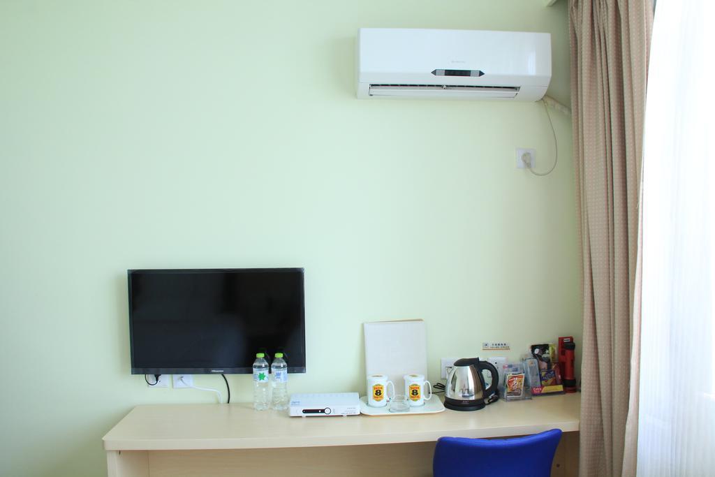 Super 8 Hotel Chengdu Airport Branch מראה חיצוני תמונה